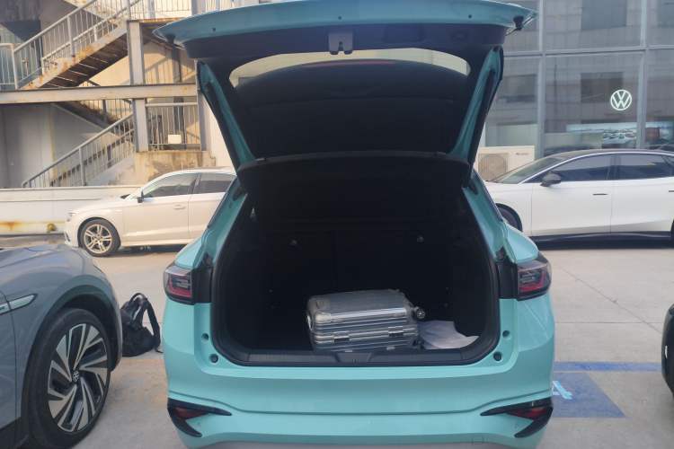 Used Volkswagen ID.4 X 2023 Ultra-Intelligent Long-Range Version
