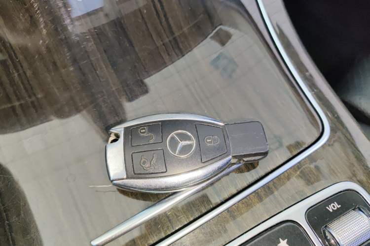 Used Mercedes-Benz C-Class 2015 C 180 L
