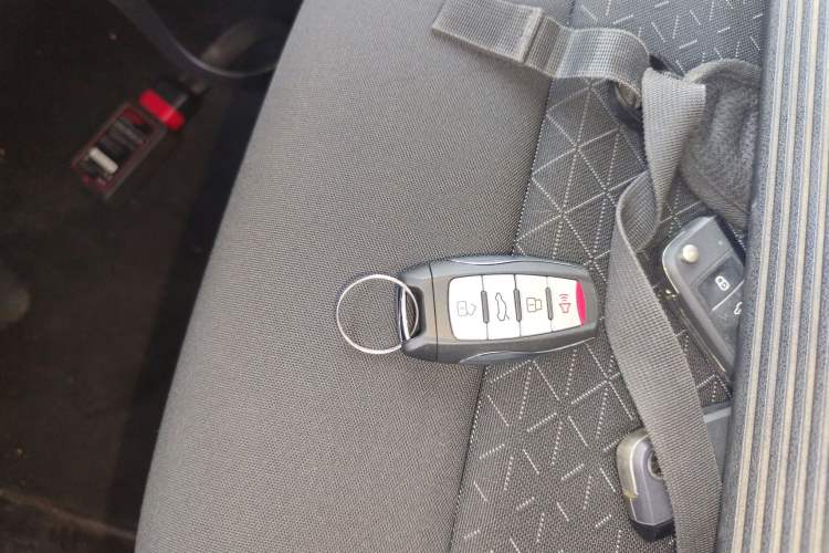 Used Haval M6 2021 PLUS 1.5T DCT Elite Smart Connectivity Model
