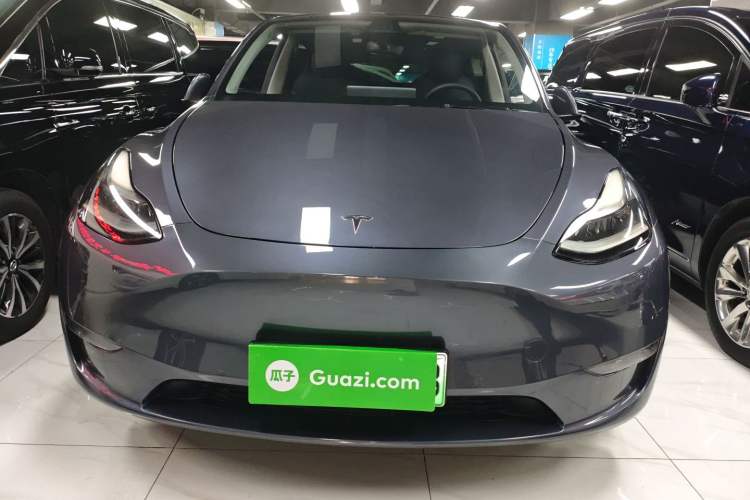 Used Tesla Model Y 2021 Long-Range All-Wheel-Drive Version
