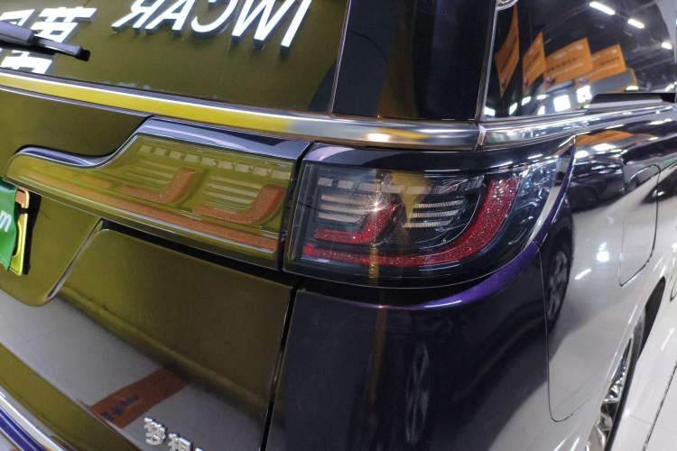 Used VOYAH Dream 2024 PHEV Ultra-Long Range Flagship Edition
