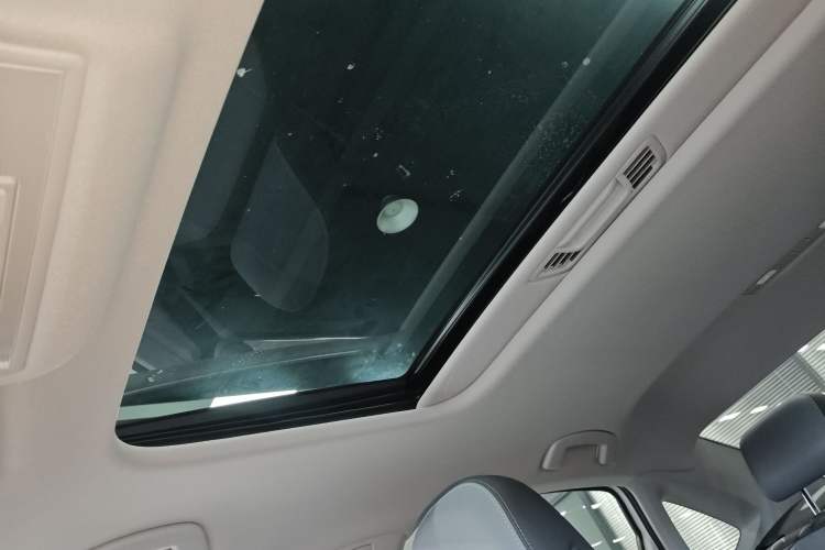 Used Volkswagen Lavida 2024 1.5L Automatic 5 Million Edition