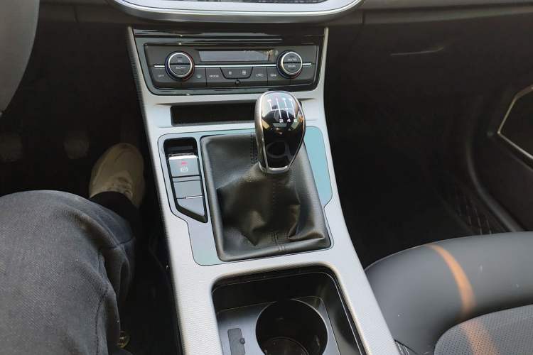 Used Geely Auto Emgrand GL 2021 UP 1.4T Manual LingShang Model