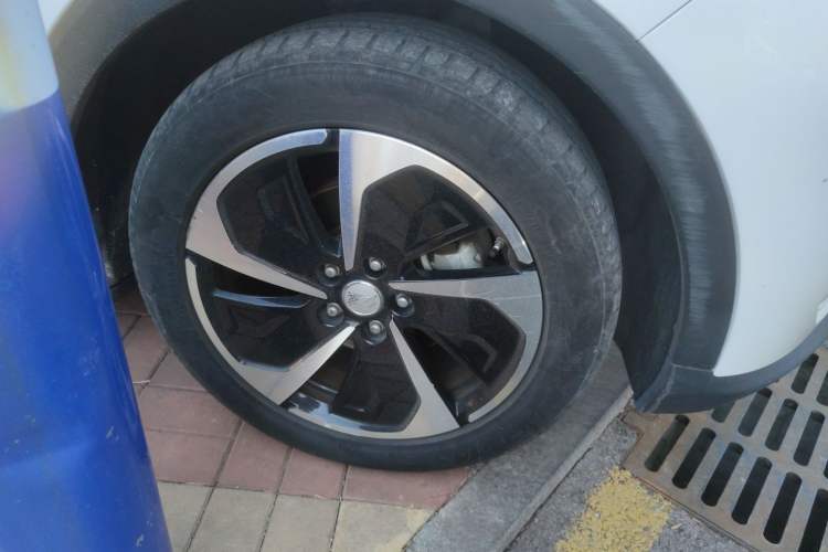 Used Hongqi E-HS3 2019 Zhilian Qiyue Two-Wheel Drive Version