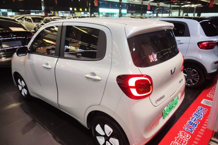 Used Wuling Hongguang MINIEV 2025 Four-Door Version Advanced Edition
