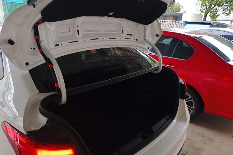 Used Chery Arrizo 5 2019 Facelifted PRO 1.5L Manual Youth Edition China VI Standard