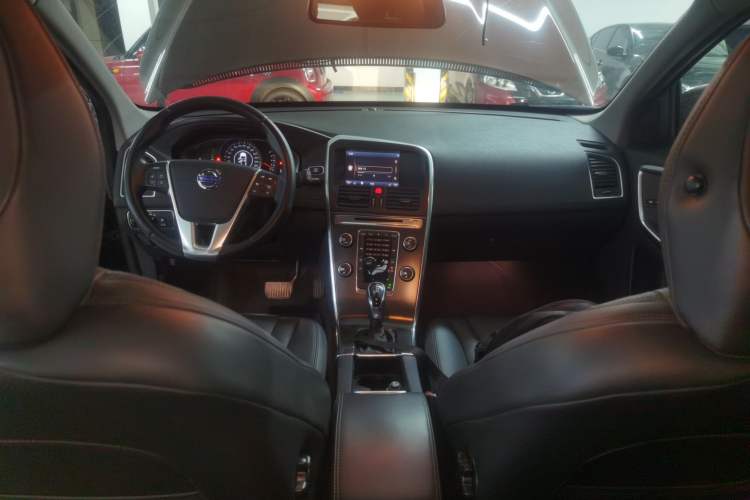 Used Volvo XC60 2014 T5 Zhiyi Edition
