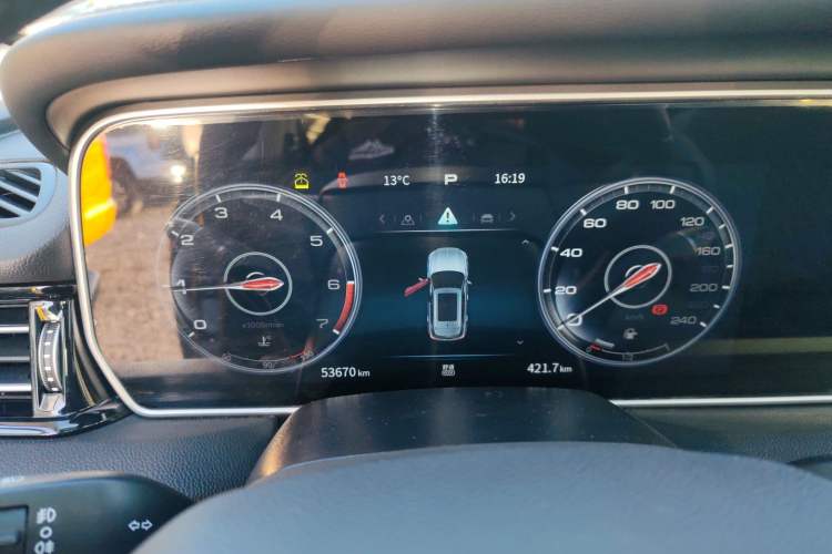 Used Hongqi HS5 2022 Facelifted Version 2.0T Smart Connect Flagship All-Wheel-Drive Edition