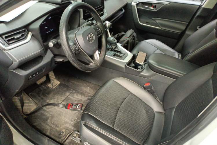 Used Toyota RAV4 2020 2.0L CVT Two-Wheel Drive Fashion Edition
