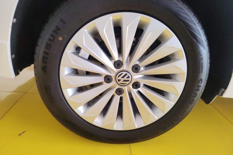 Used Volkswagen Lavida 2018 1.5L Automatic Comfort Edition China V Standard