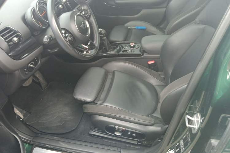 Used  Clubman 2018 1.5T COOPER Artist
