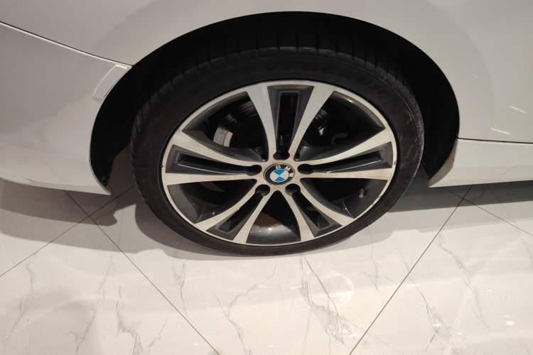 Used BMW 2 Series 2019 225i Convertible Coupe Sports Design Package
