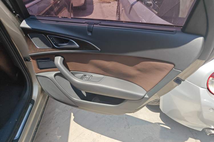 Used Audi A6L 2014 30 FSI Technology Model
