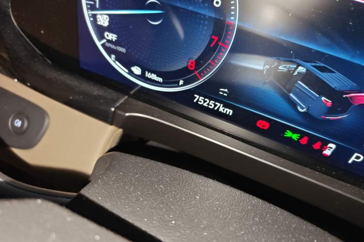 Used Buick GL8 2021 ES Land Cruiser 653T Luxury Edition