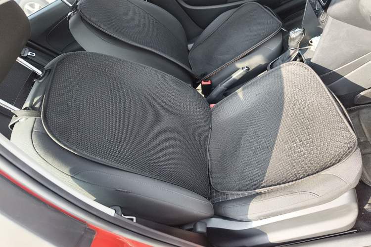 Used Volkswagen Polo 2016 1.6L Automatic Comfort Model
