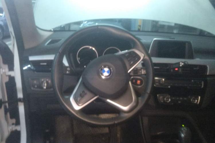 Used BMW X1 2019 sDrive20Li Leading Model
