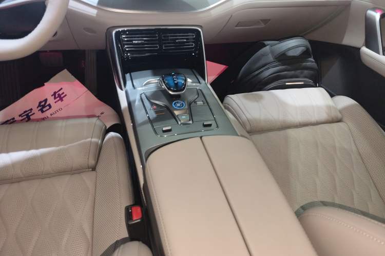 Used BYD Tang New Energy 2025 Intelligent Driving Version DM-i 115KM Flagship Edition
