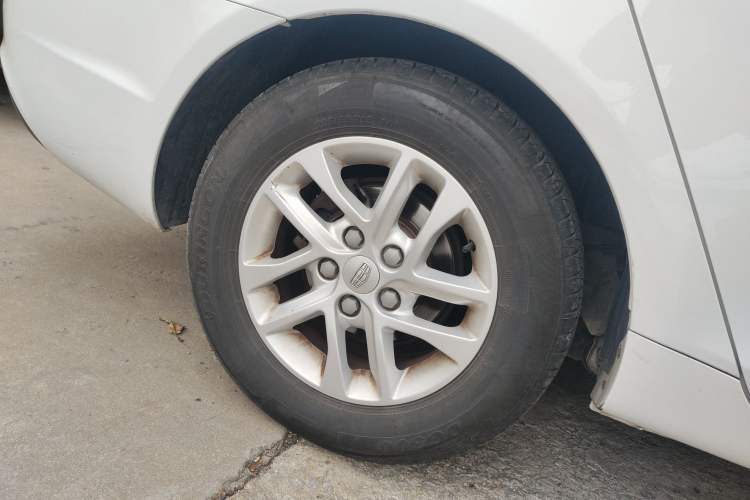 Used Geely Auto Emgrand 2017 Sedan Million Edition 1.5L Manual Luxury Model