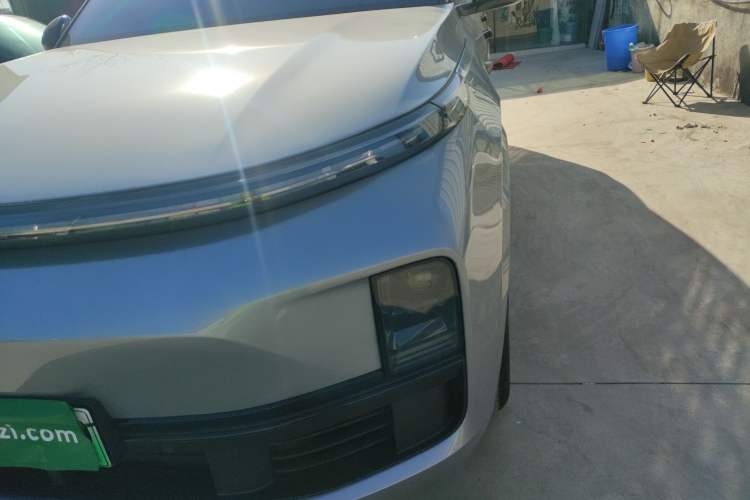 Used Li Auto L8 2023 Pro Model
