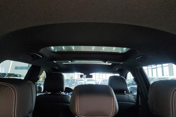 Used Mercedes-Benz GLC 2020 GLC 260 L 4MATIC Luxury Model
