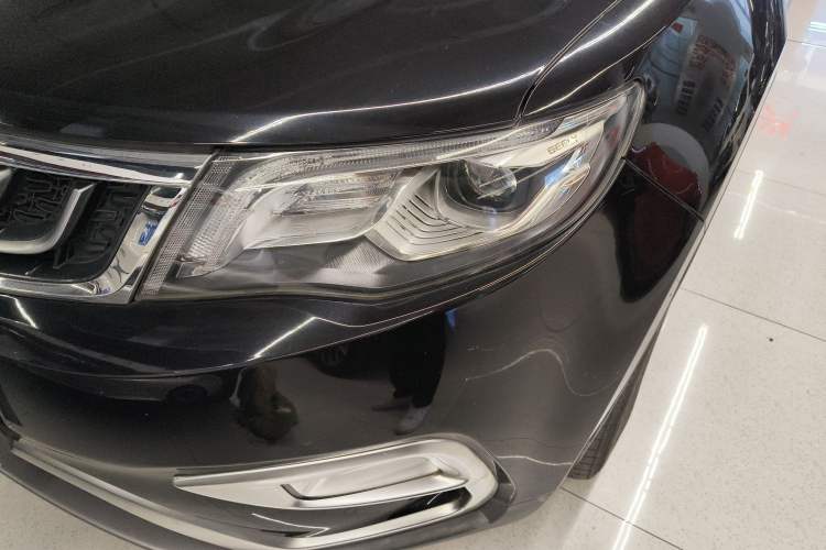 Used Geely Auto Emgrand X7 Sport 2016 1.8TD Automatic All-Wheel-Drive ZhiZun Edition
