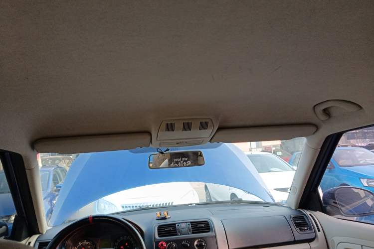 Used Skoda Fabia 2014 1.4L Automatic Crystal Edition