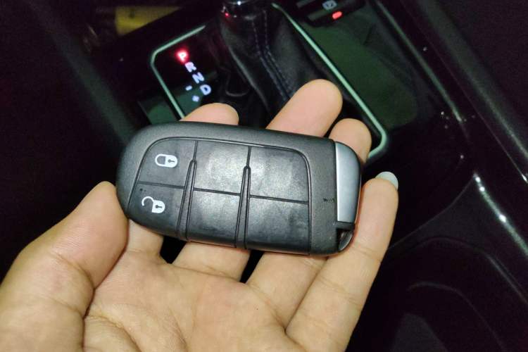 Used  Compass 2021 220T Automatic Elite Edition
