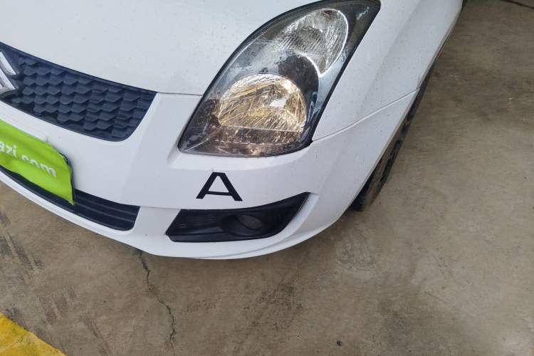 Used Suzuki Swift 2013 1.5L Automatic Standard Edition
