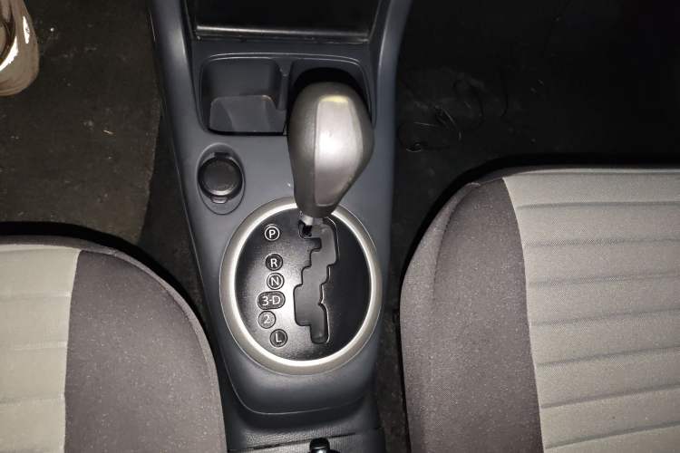 Used Suzuki Swift 2014 1.5L Automatic Fashion Edition
