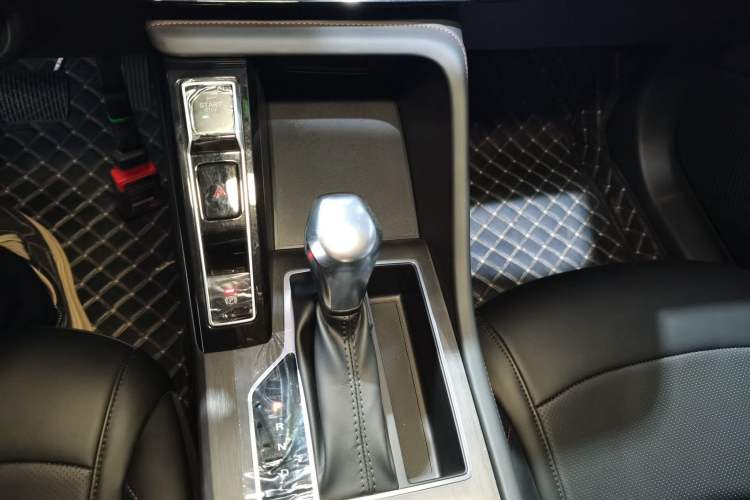 Used Roewe i5 2023 1.5L CVT Luxury Edition
