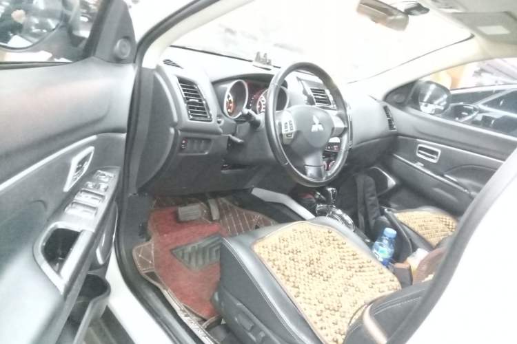 Used Mitsubishi ASX 2018 2.0L CVT Two-Wheel Drive Deluxe Edition