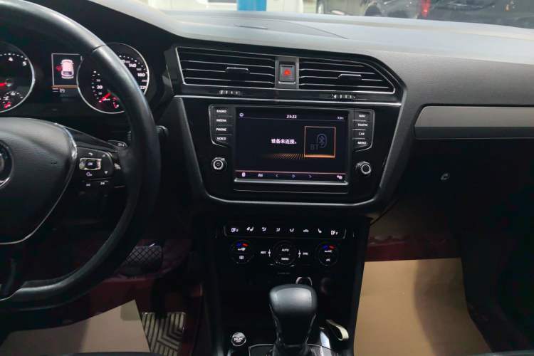 Used Volkswagen Tiguan L 2018 330TSI Automatic Two-Wheel Drive Luxury Edition
