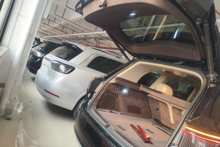 Used Hima AITO M9 2024 All-Electric Ultra Version 100 kWh 5-Seater Model
