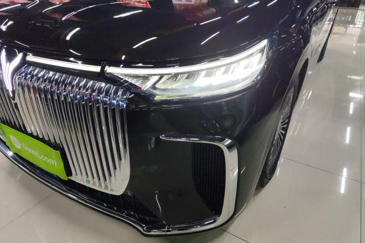 Used VOYAH Dream 2025 PHEV Four-Wheel-Drive Flagship Kunpeng Edition
