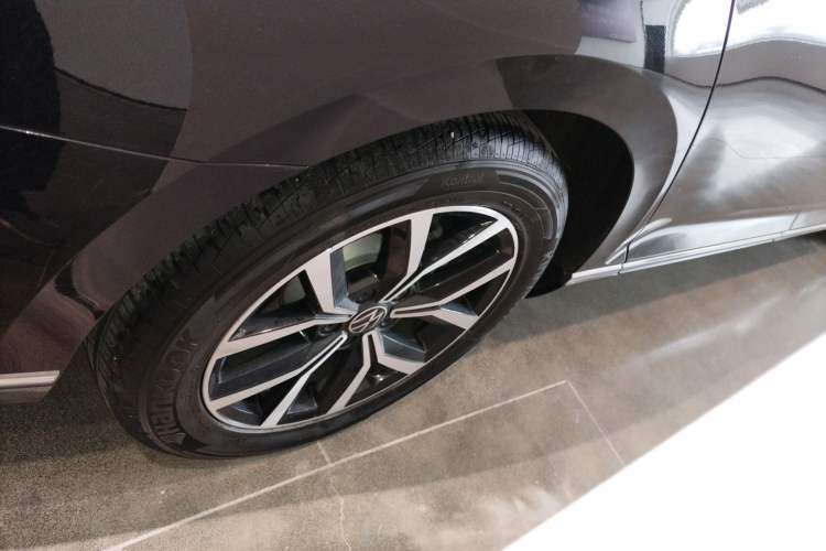 Used Volkswagen Magotan 2020 330TSI DSG Leading Model
