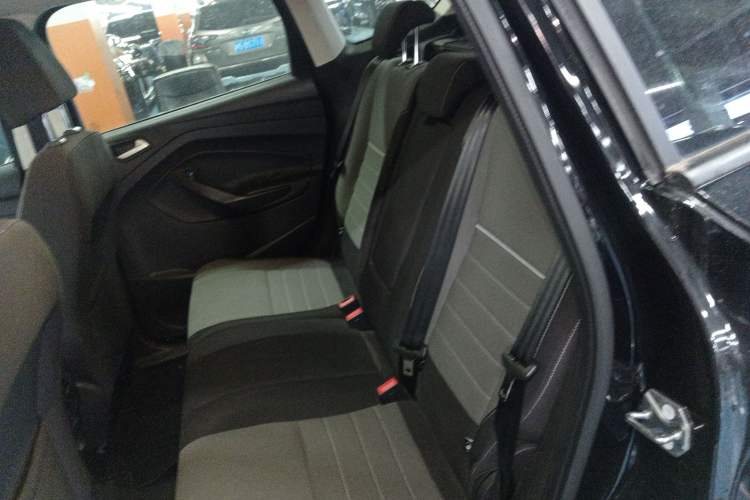 Used Ford Kuga 2015 1.5L GTDi Two-Wheel-Drive Comfort Model