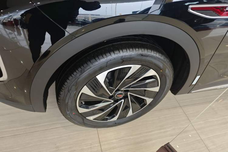 Used Hongqi HS7 PHEV 
