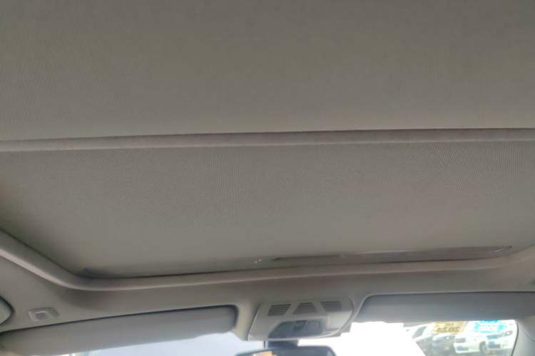 Used BMW 3 Series 2014 320Li Luxury Design Package
