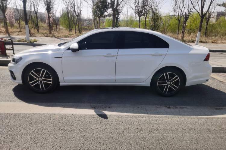 Used Volkswagen Lamando 2019 280TSI DSG Comfort Edition China VI standard
