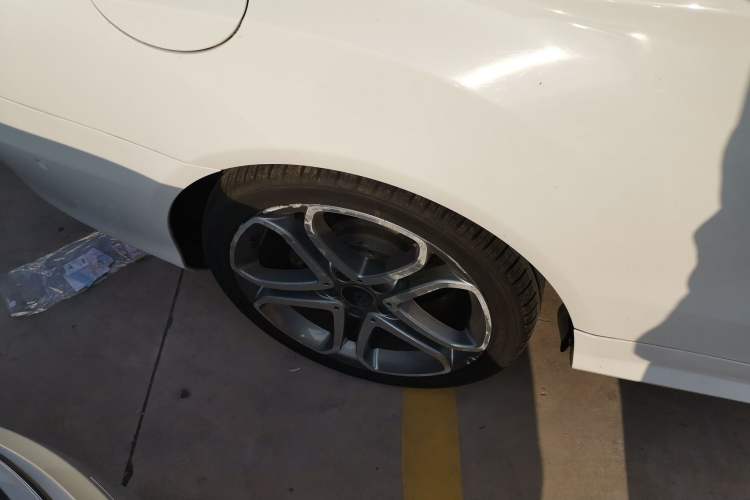 Used Mercedes-Benz E-Class 2014 E 200 Coupe
