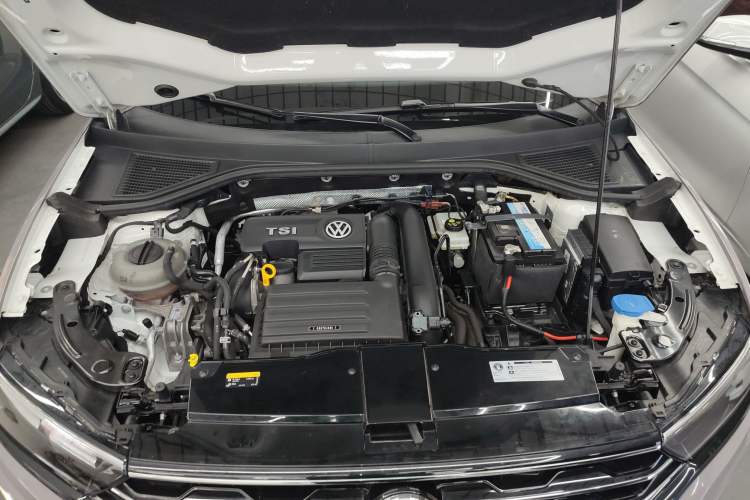 Used Volkswagen T-ROC 2018 280TSI DSG Two-Wheel-Drive Comfort Version China V Standard
