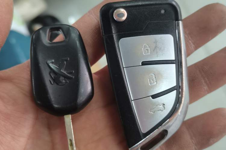 Used Peugeot 308 2016 1.6L Manual Fashion Edition