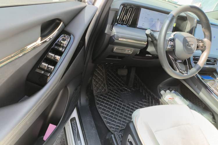 Used GAC Trumpchi M8 2023 Zongshi Series Dual-Motor Flagship Edition
