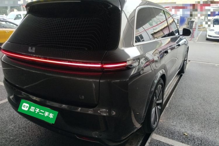 Used Li Auto L8 2024 Pro Model
