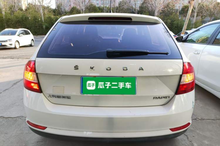 Used Skoda Rapid Spaceback 2019 1.5L Automatic Standard Edition