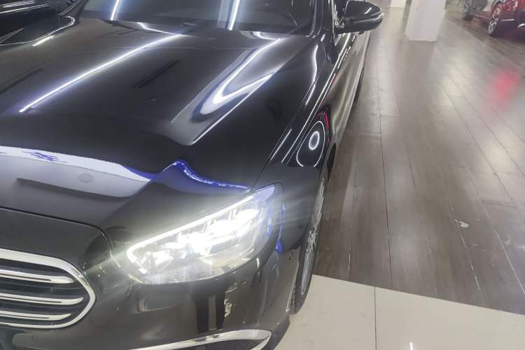 Used Mercedes-Benz E-Class 2021 Facelift E 260 L
