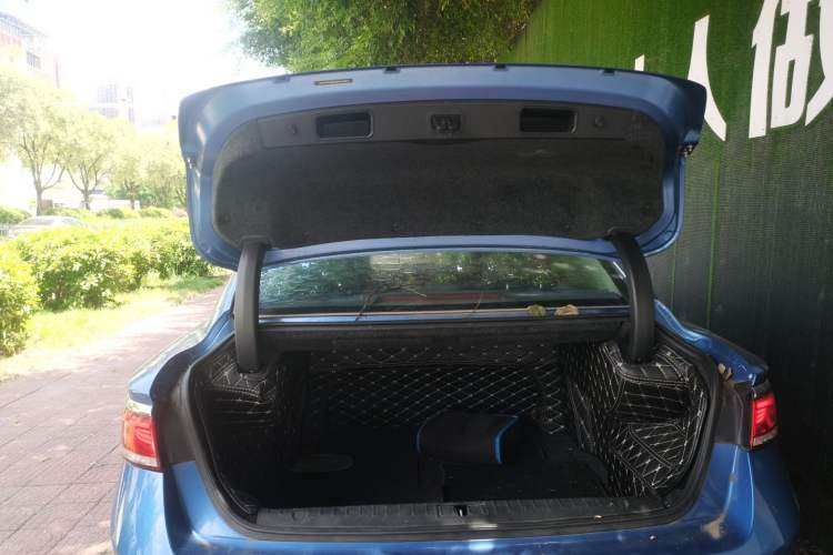 Used Geely Auto Emgrand GT New Energy 2018 1.5T PHEV Yaoxiang Edition
