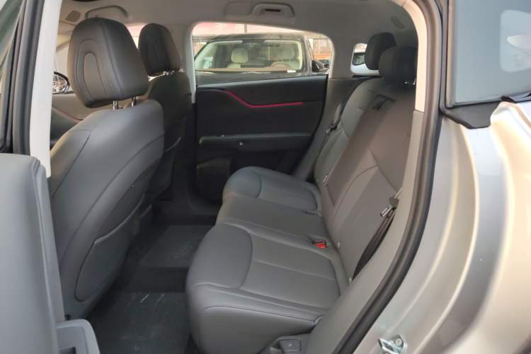 TDK.VehicleDetails.img