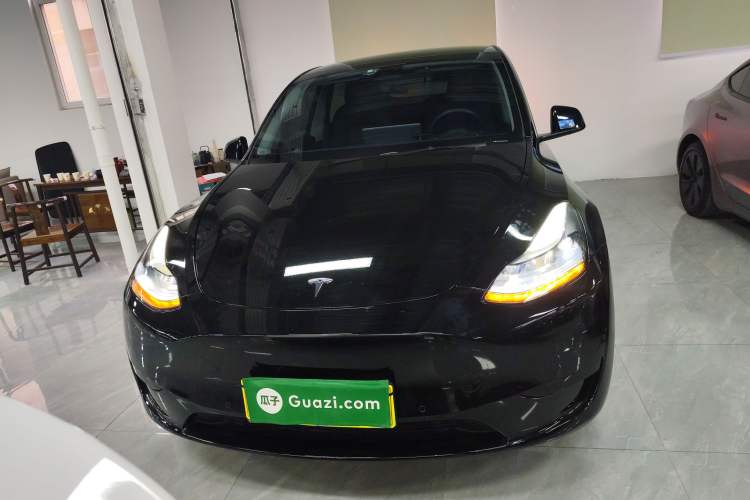 Used Tesla Model Y 2023 Rear-Wheel-Drive Version
