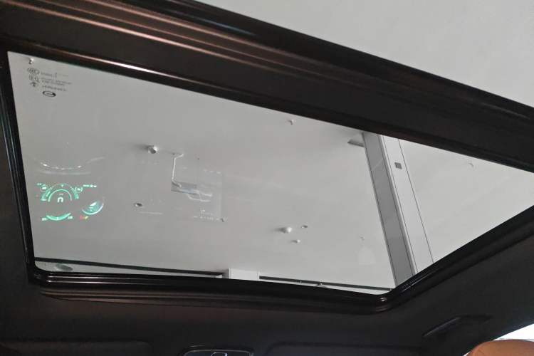 Used GAC Trumpchi ES9 2024 PHEV with 143 km Max